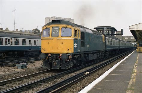 33 008 Woking station - British Rail Class 33 - Wikipedia | British ...