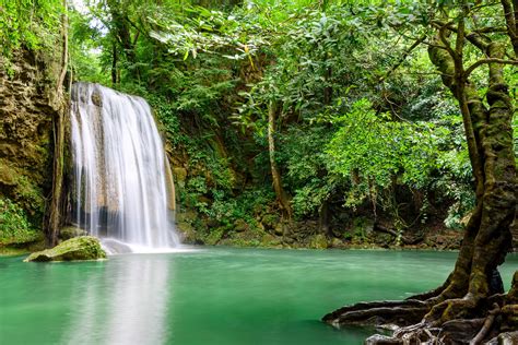 Erawan Waterfall, Erawan National Park in Kanchanaburi, Thailand 3247001 Stock Photo at Vecteezy