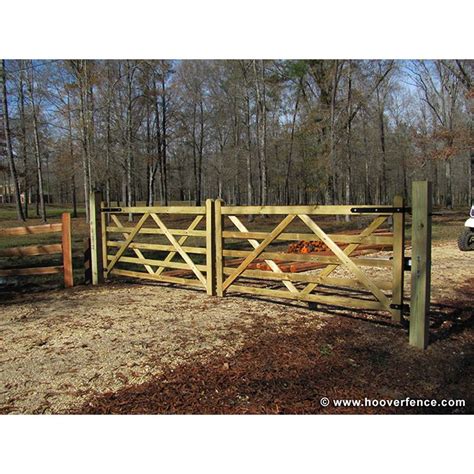 Wood Split Rails - Cedar | Farm gate entrance, Farm gate, Diy driveway