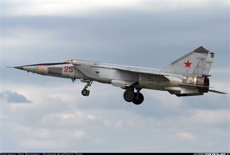 Mikoyan-Gurevich MiG-25RBSh - Russia - Air Force | Aviation Photo ...