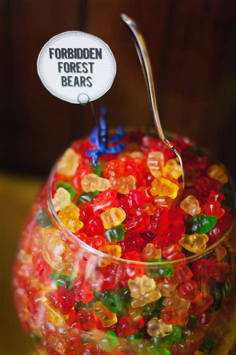 18 Totally Sweet Wedding Candy Buffet Ideas - crazyforus