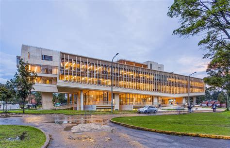 Gallery of Nursing Faculty of the Universidad Nacional de Colombia / Leonardo Álvarez Yepes ...