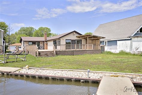 Fox Lake IL Homes for Sale - Fox Lake Real Estate | Bowers Realty Group