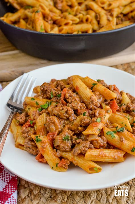 One Pot Cheeseburger Pasta | Slimming Eats Recipe