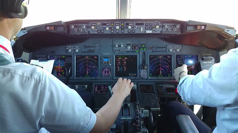 Norwegian: Take off cockpit view 737-800 - YouTube