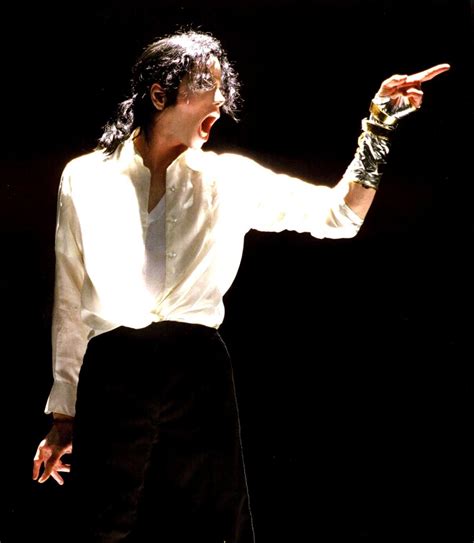 SINGING - Michael Jackson Photo (11274565) - Fanpop