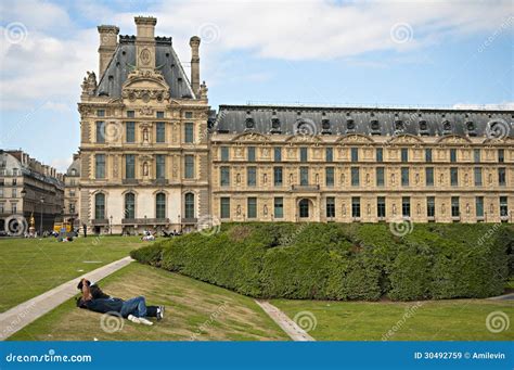 Tuileries garden editorial stock image. Image of garden - 30492759