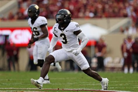 Las Vegas Raiders NFL Draft prospect: S Malik Mustapha - Sports ...