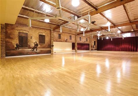 How Much Does It Cost to Rent a Dance Floor? - Peerspace