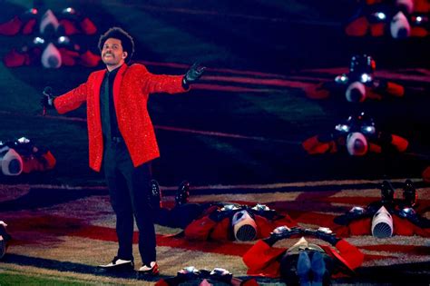 The Weeknd Wore His Red Suit—Again—to the Super Bowl - Nuevo Culture