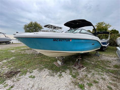 Used 2023 Sea Ray SPX 230, 48045 Harrison Township - Boat Trader