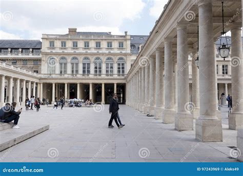 Les Deux Plateaux; Art Installation by Daniel Buren in the Inne ...