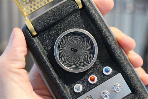 Bluetooth Star Trek Communicator Hands On | Digital Trends