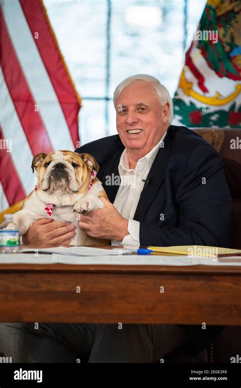 Wv governors office hi-res stock photography and images - Alamy