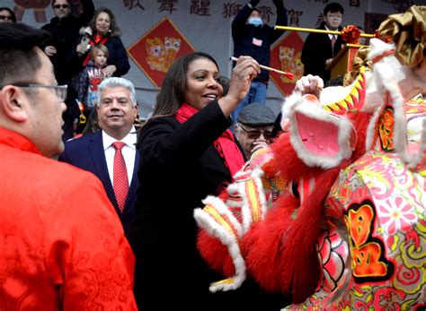 Sunset Park ushers in Year of the Dragon at annual Lunar New Year parade • Brooklyn Paper