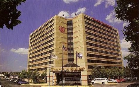 Sheraton Suites, Chicago O'hare Int'l Airport | OMER SEFA OZCOBAN | Flickr