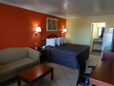 LAKE HOUMAS INN - Hotel Reviews (Houma, LA)