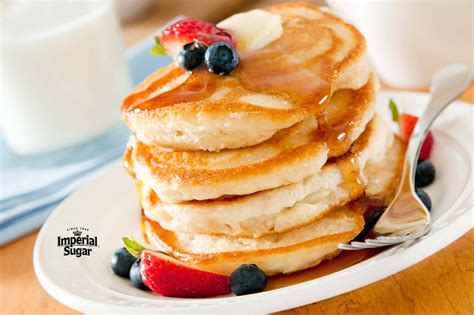 Old Fashioned Buttermilk Pancakes | Imperial Sugar