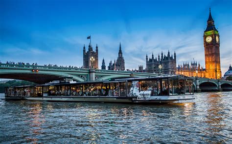 Bateaux London: Dinner Cruise on River Thames | Headout