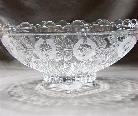 Kristal Zajecar Oblong Scalloped 11 inch Crystal Fruit Bowl Clear and ...