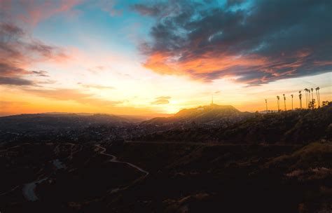 Sunset on Top of Griffith Observatory (Photos)