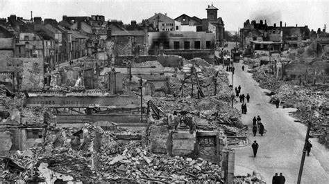 Plymouth’s Warships Commemorate 80th Anniversary of the BlitzFreight ...