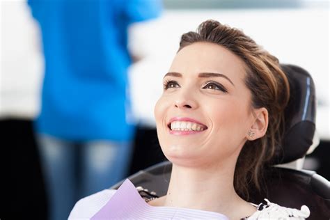 Why Are Porcelain Veneers So Popular? – Dental Veneers Anchorage