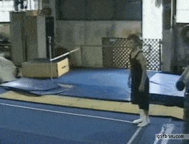 17 Gymnasts Who Totally Nailed It! | Gymnastics fails, Epic fails funny ...