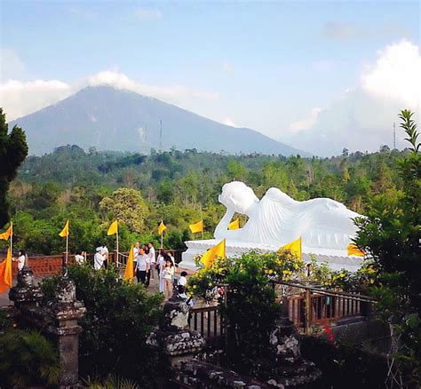 Megahnya Patung Budha Tidur Di Tabanan Bali - Update Pengetahuanmu