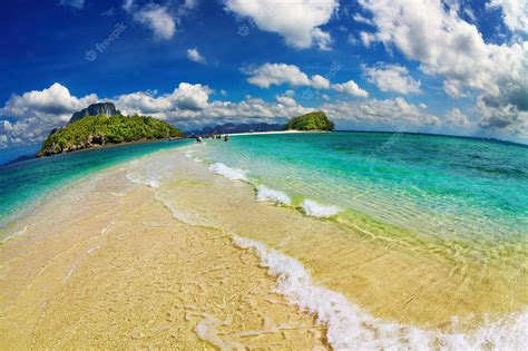 Premium Photo | Tropical beach thailand