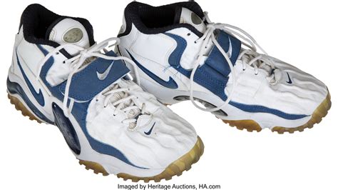 1998 Barry Sanders Game Worn, Signed Detroit Lions Turf Shoes from | Lot #80235 | Heritage Auctions