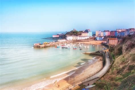 Tenby Beach in Tenby | Expedia.co.uk