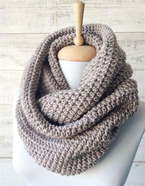 Chunky Knit Infinity Scarf Wool Scarf Chunky Knit Scarf Circle - Etsy | Gebreide sjaals, Sjaal ...