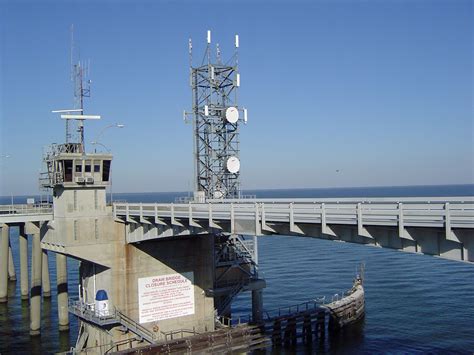 World's longest continuous bridge over water: world record near New ...