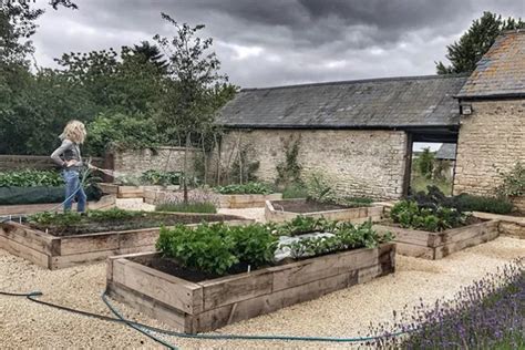 Inside Jeremy Clarkson's new Cotswolds farm house on site of home he ...