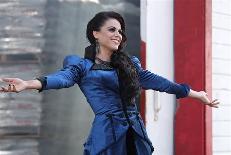 ‘Once Upon a Time’ Musical Episode Spoilers — Evil Queen vs Charmings Sing Off | TVLine