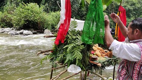 Marauding The Ancient Lepcha Tribe in Sikkim - East India Story