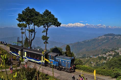 Darjeeling, West Bengal, India Tourism 2022| Hill Stations, Unesco Heritage, Monastery, Peak ...