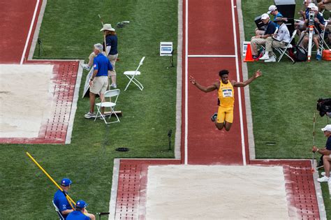 Florida’s High Schools Will Jump and Throw, as Well as Run, in Meters ...