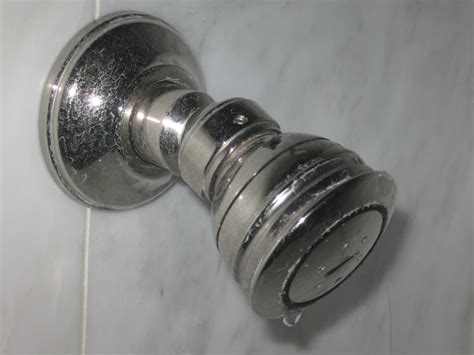 It's Just that Simple! - Mrs. FIXIT: Clogged Shower Head