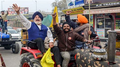 Farmers' protest: Unions say received nod from police, to take out tractor parade on Jan 26 ...