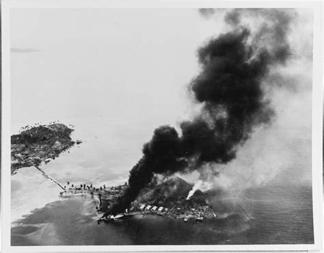 80-G-19223 Guadalcanal-Tulagi Landings, 7-9 August 1942