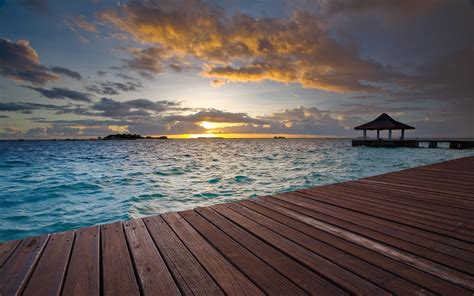 Maldives - Sunset by hazmee on DeviantArt