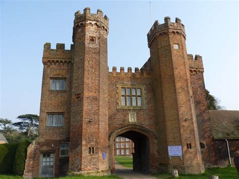 Lullingstone Castle, near Shoreham, Kent © Becky Williamson cc-by-sa/2. ...