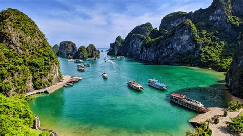 10 Best Destinations to Visit in Vietnam 2021
