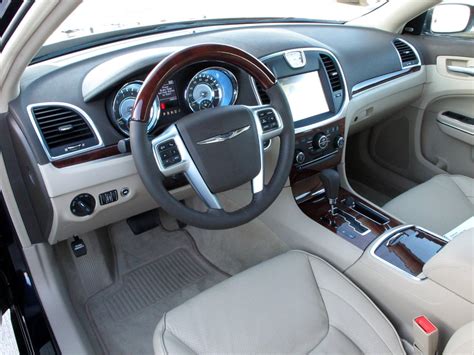 Chrysler 300C I 2004 - 2011 Sedan :: OUTSTANDING CARS