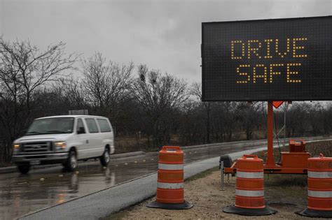 Road closures in San Antonio and the Hill Country due to ice