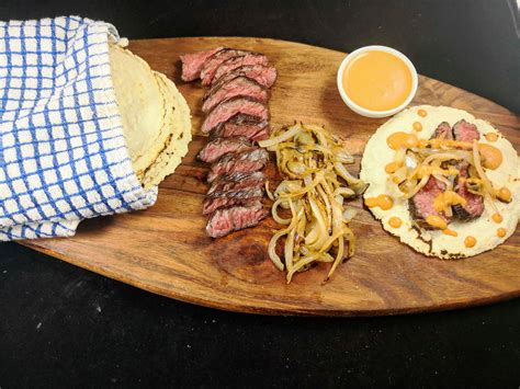 [Homemade] Hanger steak tacos, griddled onions, salsa de arbol : r/food