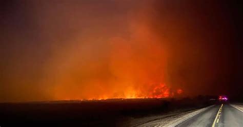 Fatal Texas Wildfire Forces Evacuations and Destroys 50 Homes - The New York Times