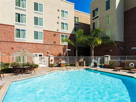 Modern Hotel near Carlsbad & Vista California | Hyatt Place San Diego/Vista-Carlsbad